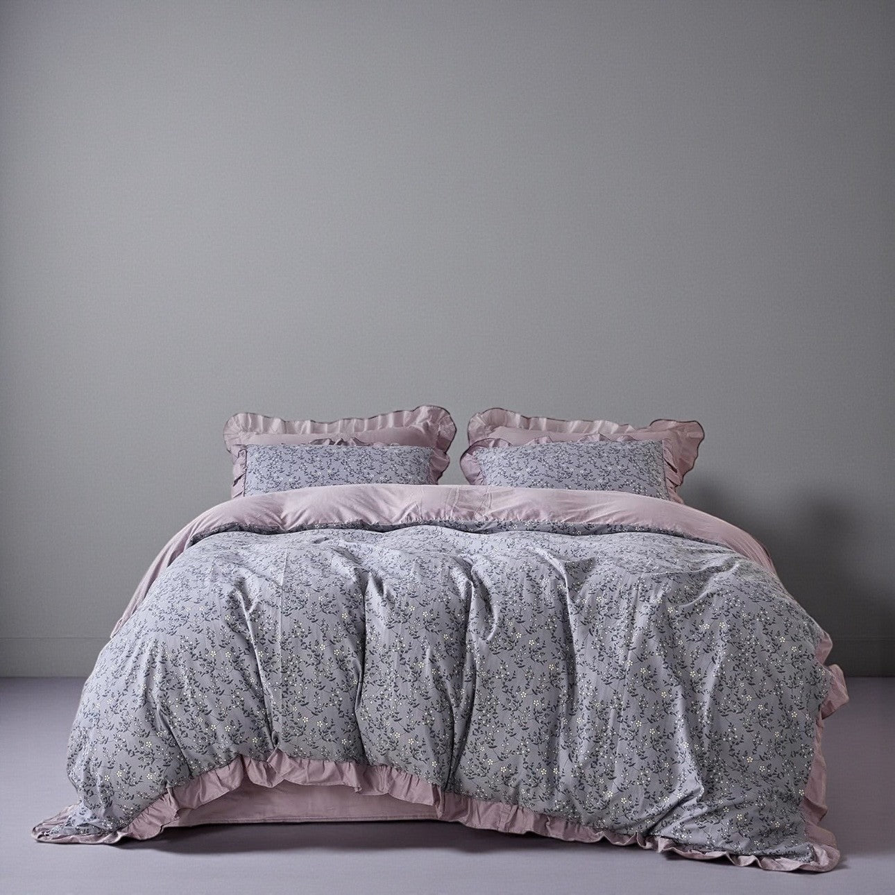 NEW Anthro Lavender Floral Ruffle Queen / King Cotton Bedding Duvet & Sham Set