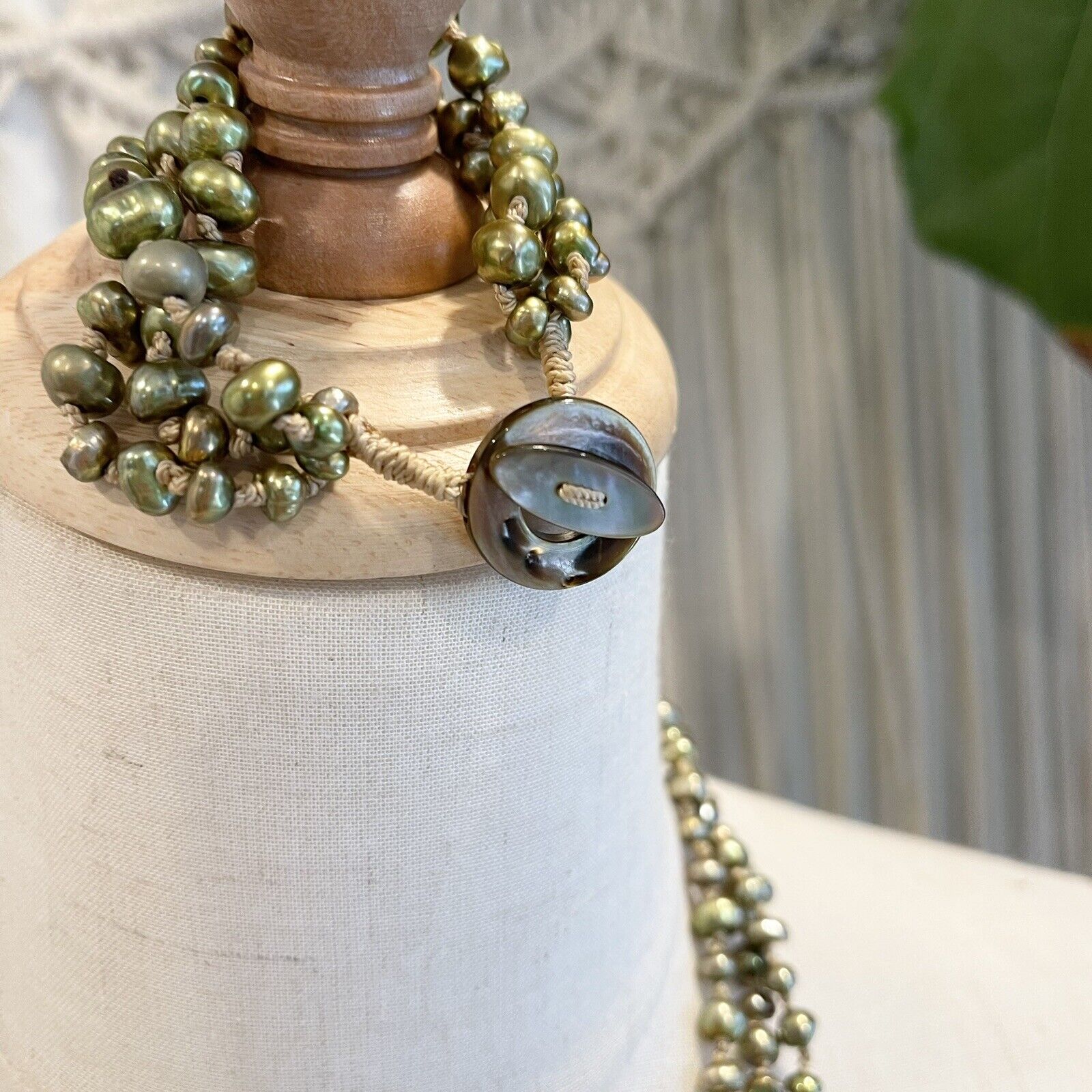 Vintage Green Pearl Ceramic Long Beaded Layered Necklace & Bracelet Jewelry Set