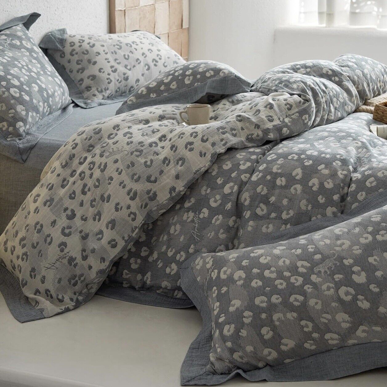 NEW Anthropologie Blue Grey Spotted Boho King Size Bedding Duvet Sham Case Set