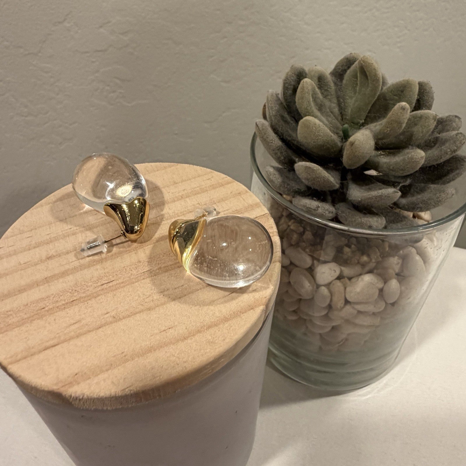 NEW Anthropologie Clear Resin & Gold Plated Chunky Hoop Dangle Earrings Jewelry