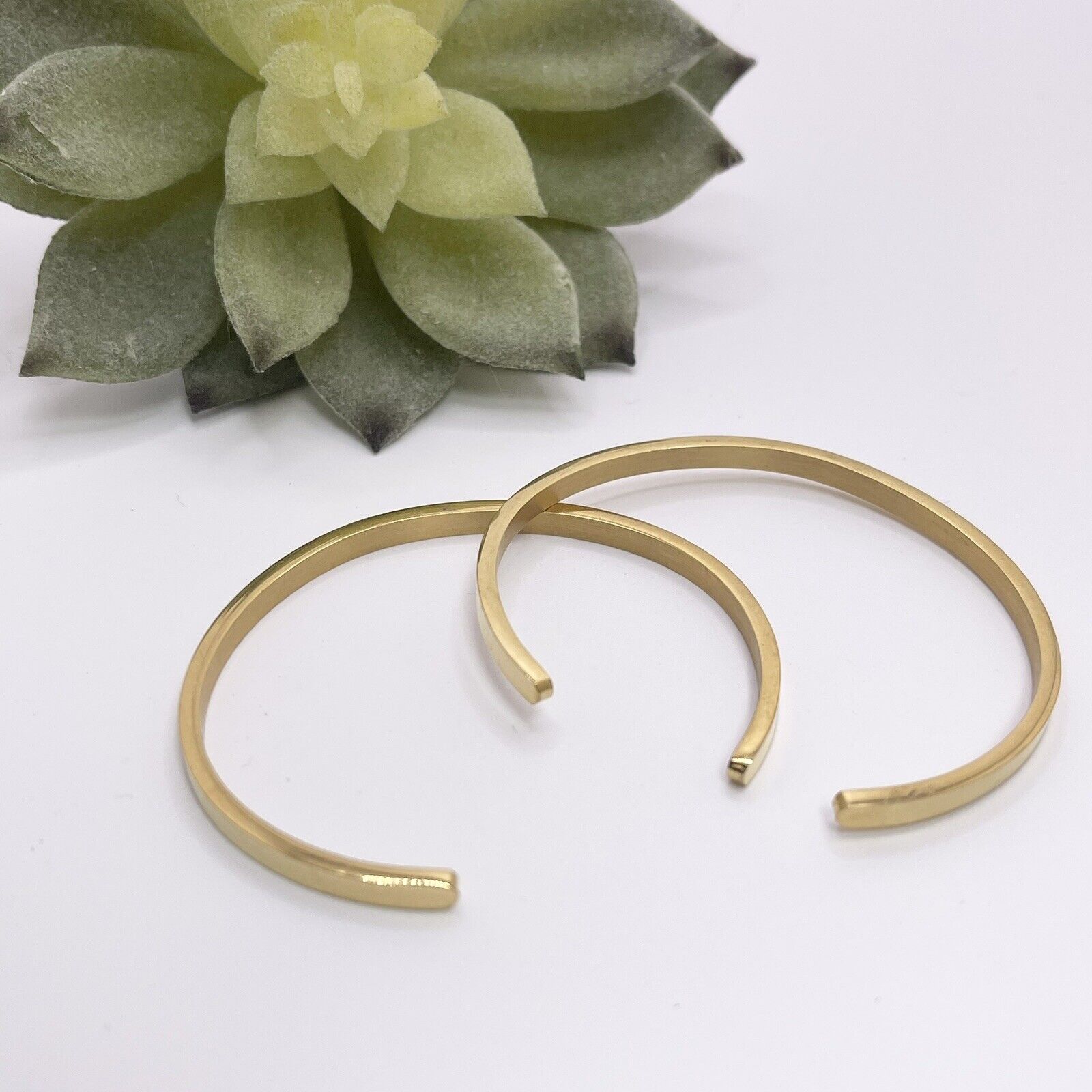 New Anthropologie Two-piece Boho Gold Plated Bangle Cuff Bracelet Jewelry Set