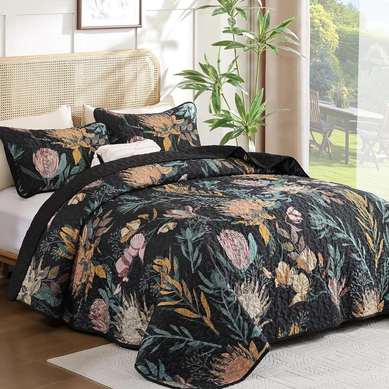NEW Anthropologie Queen / King Reversible Boho Quilt Bedspread Bedding Sham Set