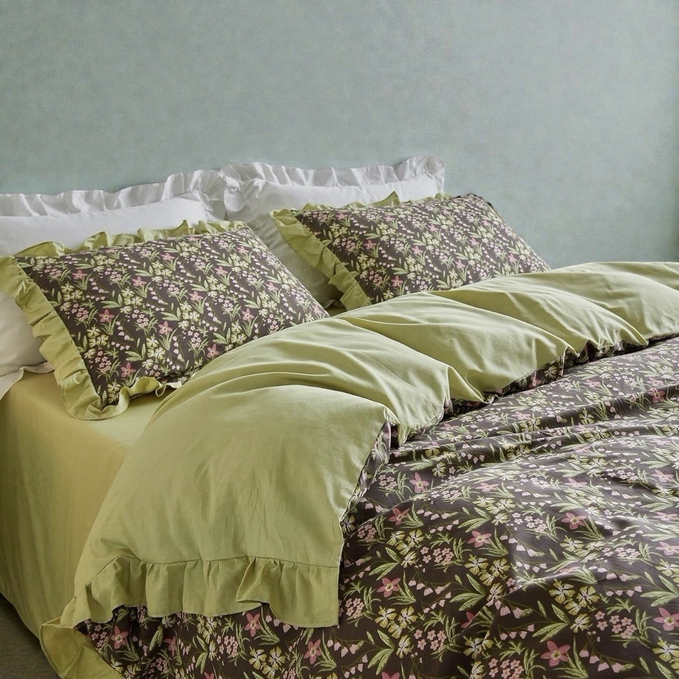 NEW Anthro Green Ruffle Floral Cotton Boho Queen / King Bedding Duvet & Sham Set