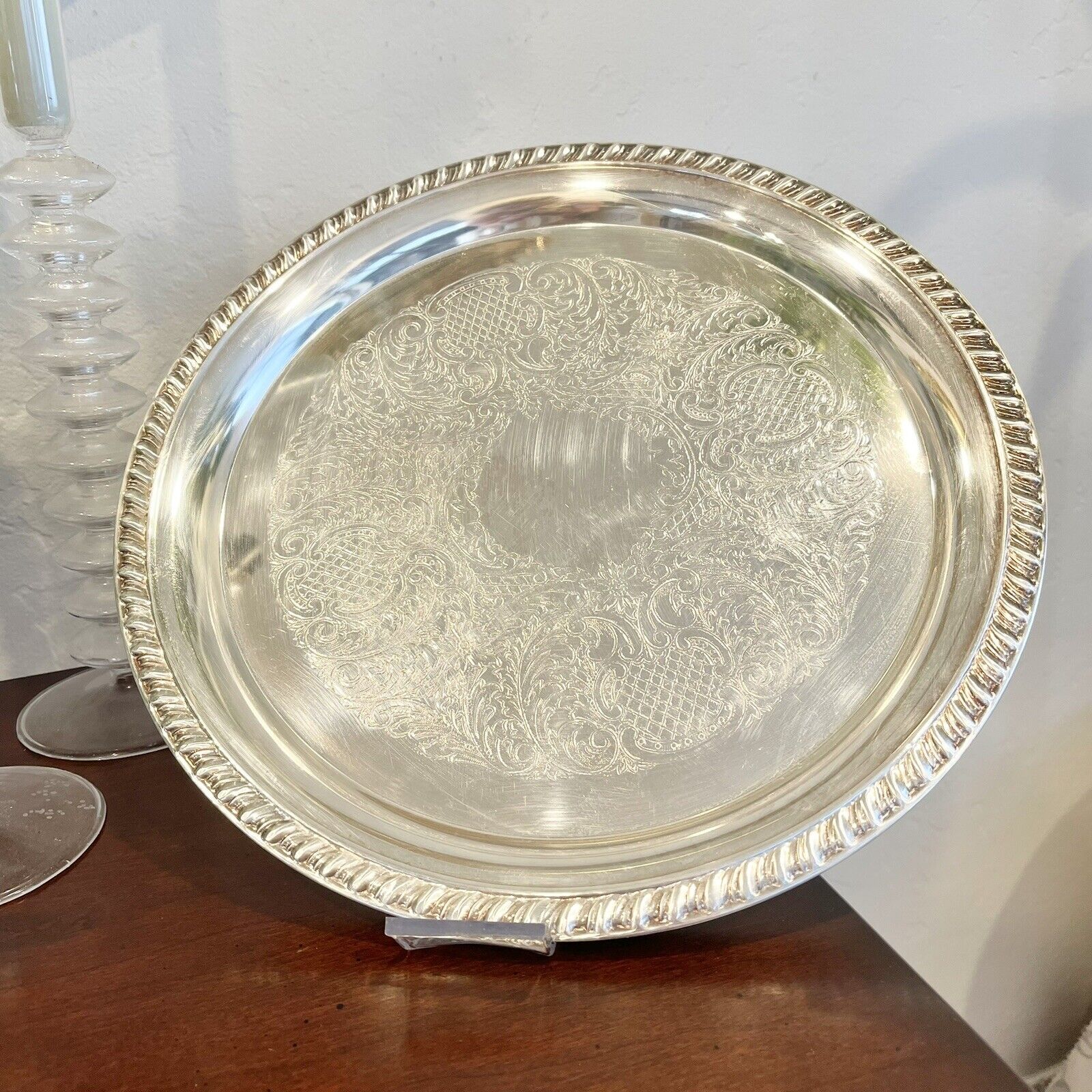 Vintage Leonard Silver Manufacturing Round Plated Embossed Serving Tray Platter