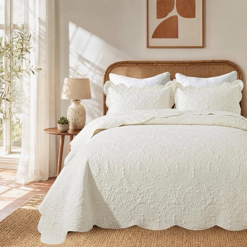 NEW Anthropologie White Cream King Reversible Quilt Bedspread Blanket Sham Set