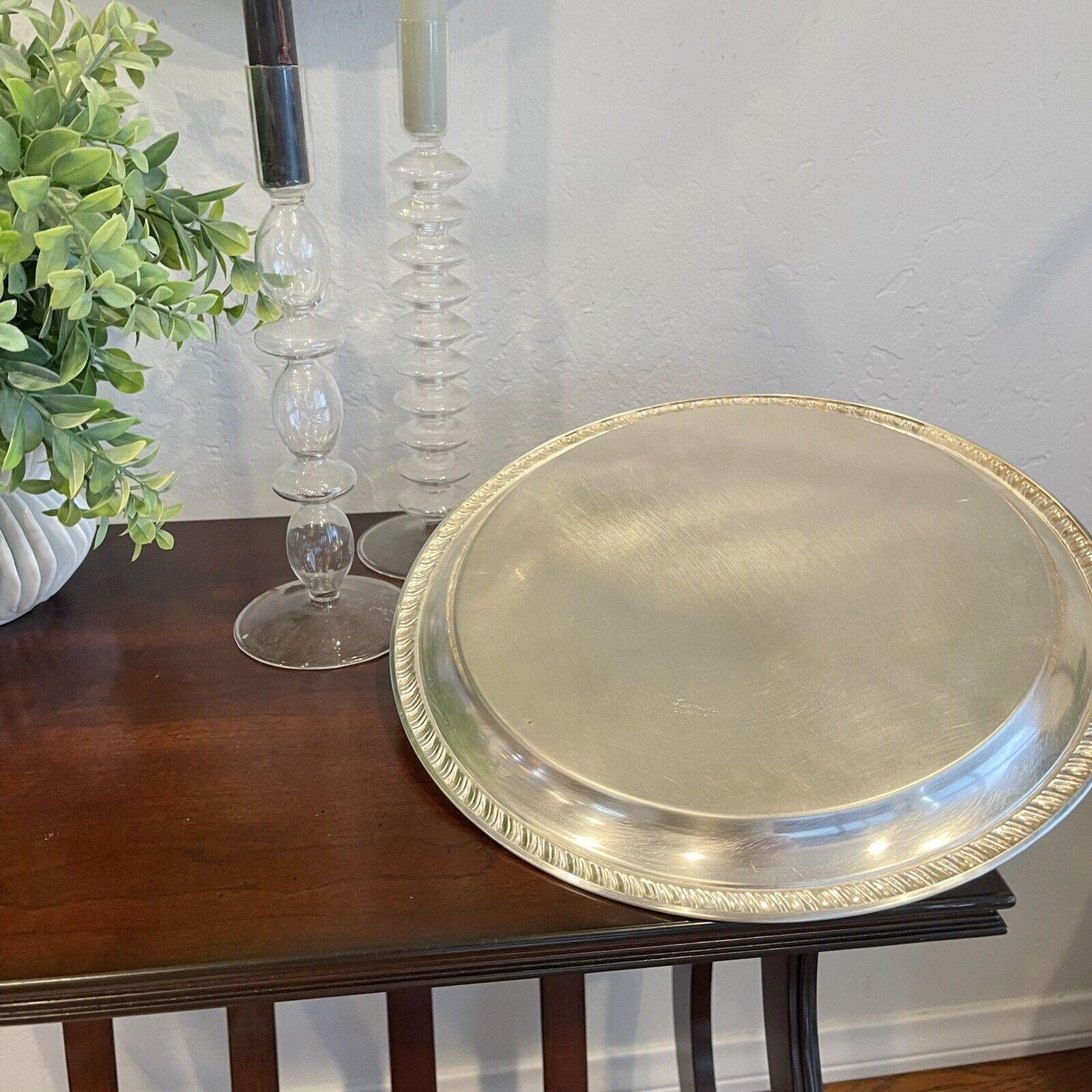 Vintage Leonard Silver Manufacturing Round Plated Embossed Serving Tray Platter