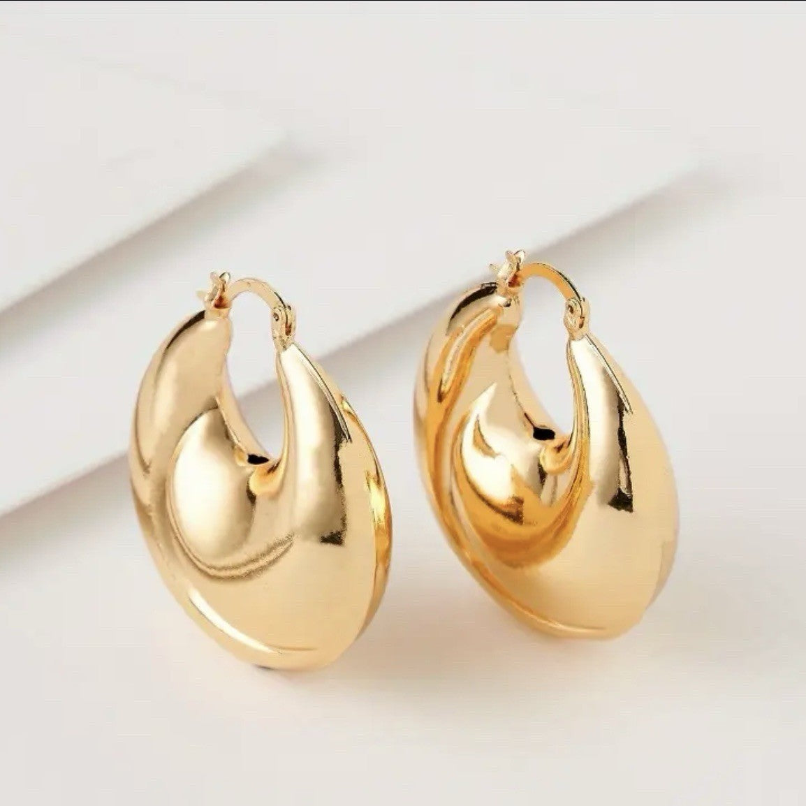 NEW Anthropologie Gold Plated Boho Chunky Hoop Dangle Snap Back Earrings Jewelry