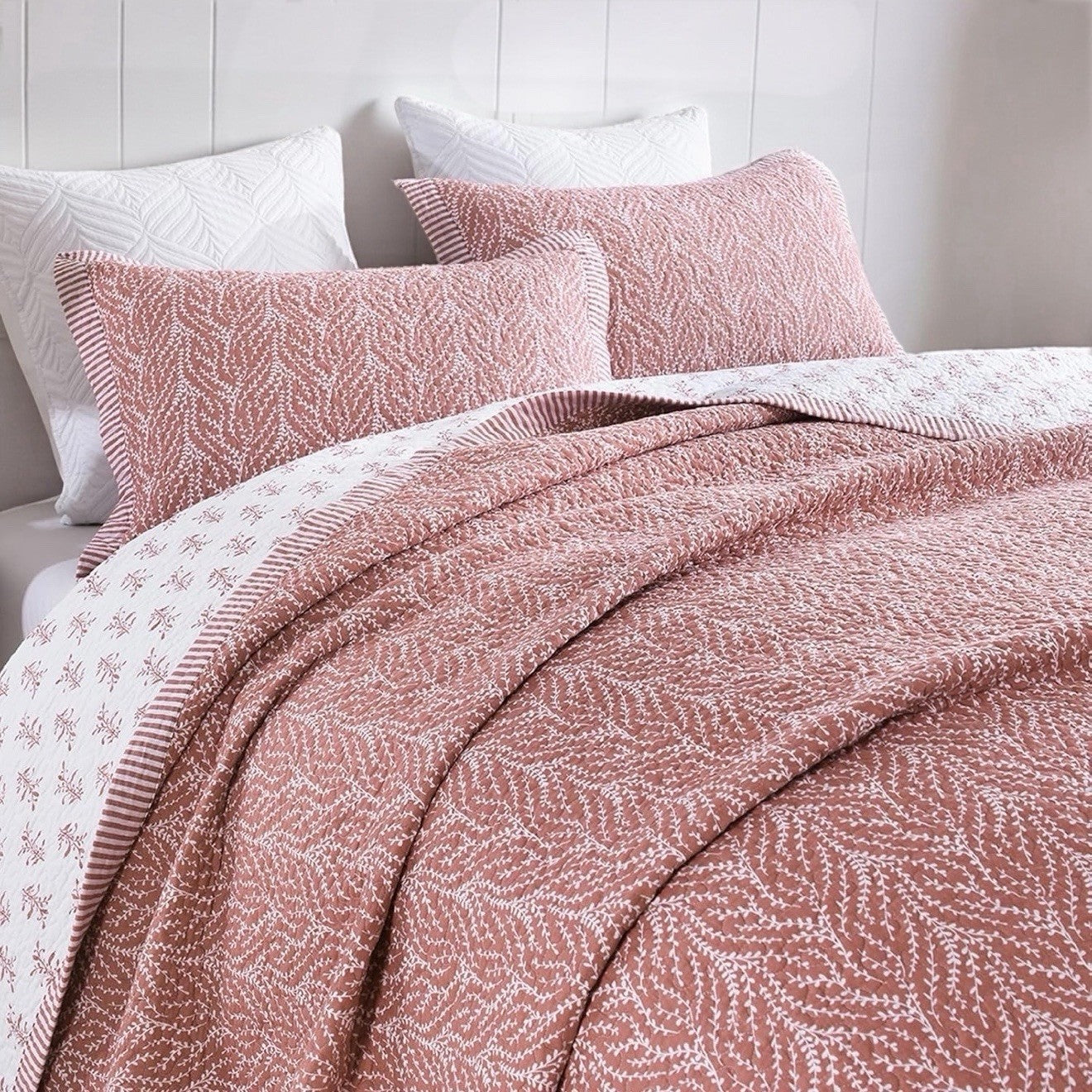 NEW West Elm Blush Botanical Pattern Cotton Queen King Bedding Quilt & Sham Set