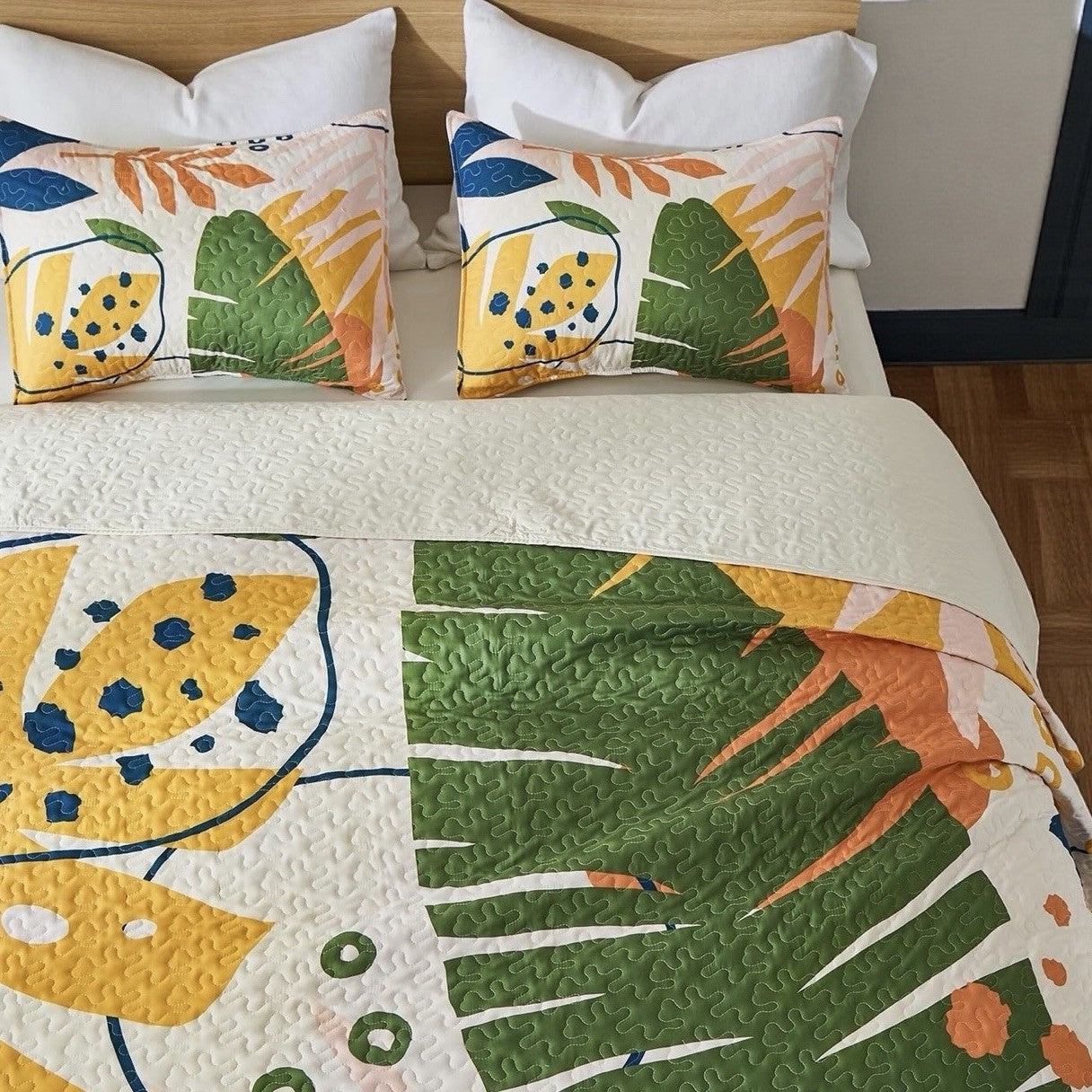 NEW Anthro Abstract Pattern Multicolor Boho Queen  King Bedding Quilt & Sham Set