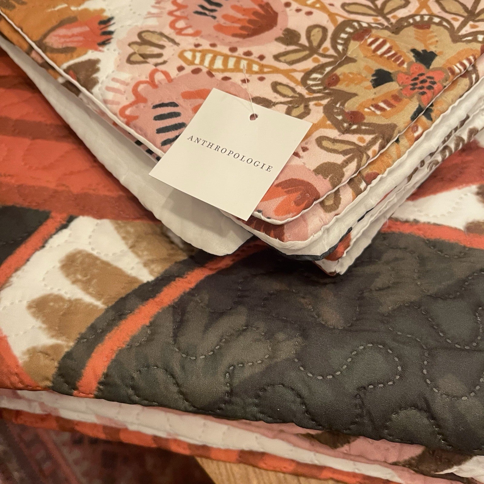 NEW Queen Abstract Floral Boho Reversible Quilt Bedspread Blanket Sham Set