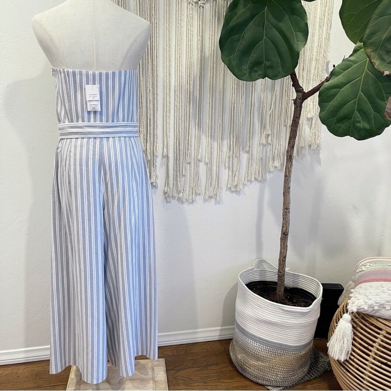 New $270 Club Monaco Blue & White Striped Linen Jumpsuit Romper Size 10 / Large