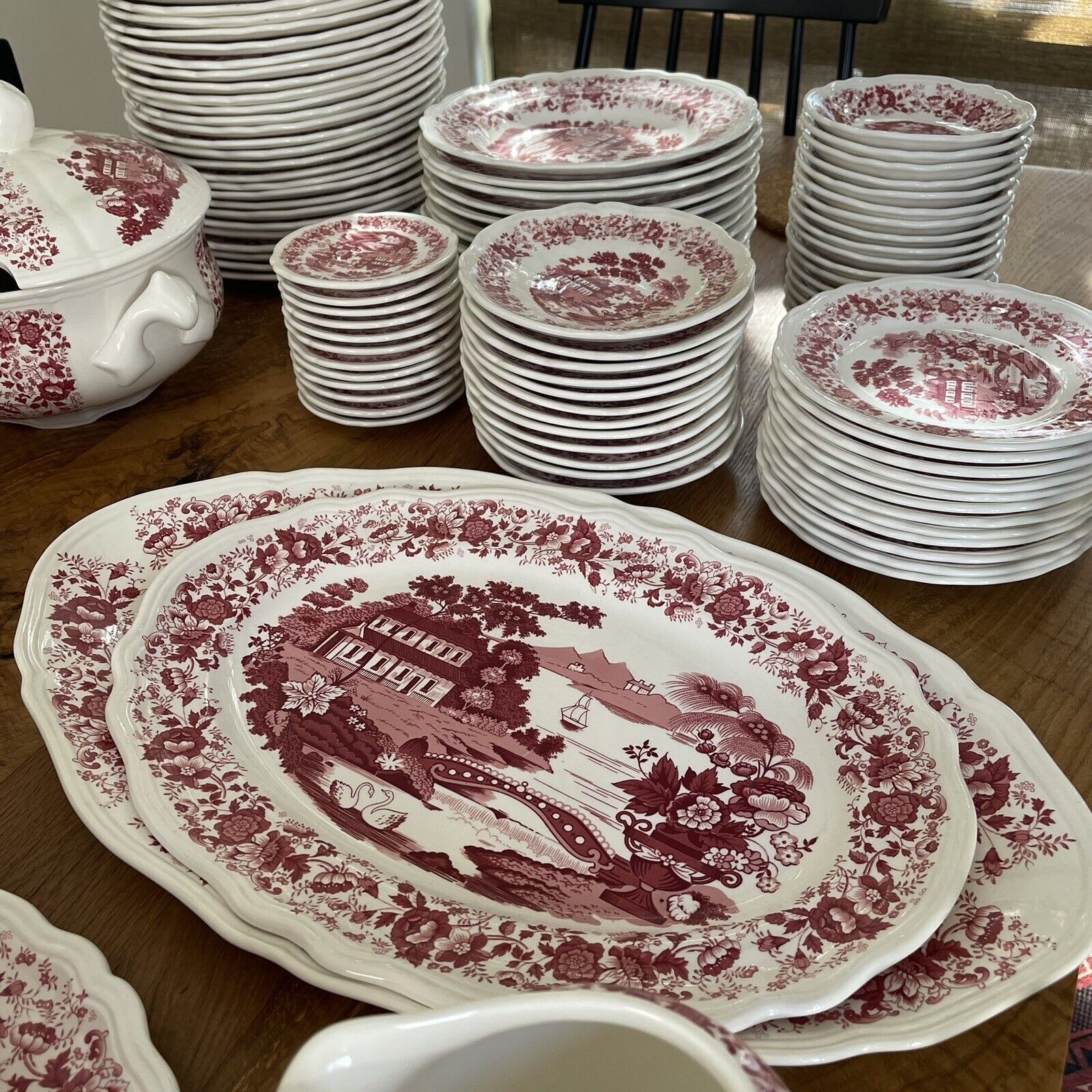 Vintage 178 Piece Nueva San Isidro Red & White China Dinnerware Serveware Set