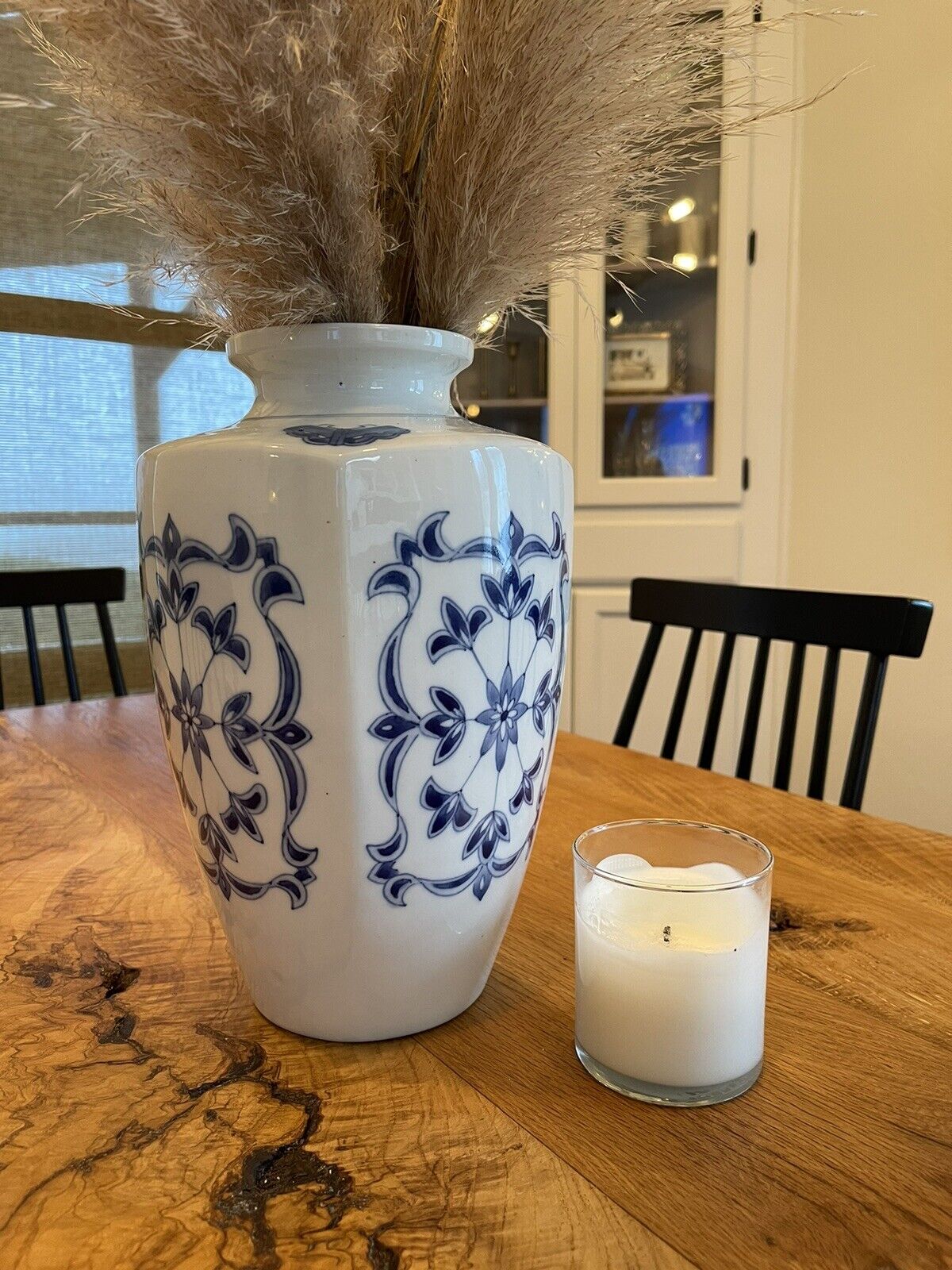 Antique Large Vintage Blue & White Floral Oriental Style Chinese Porcelain Vase