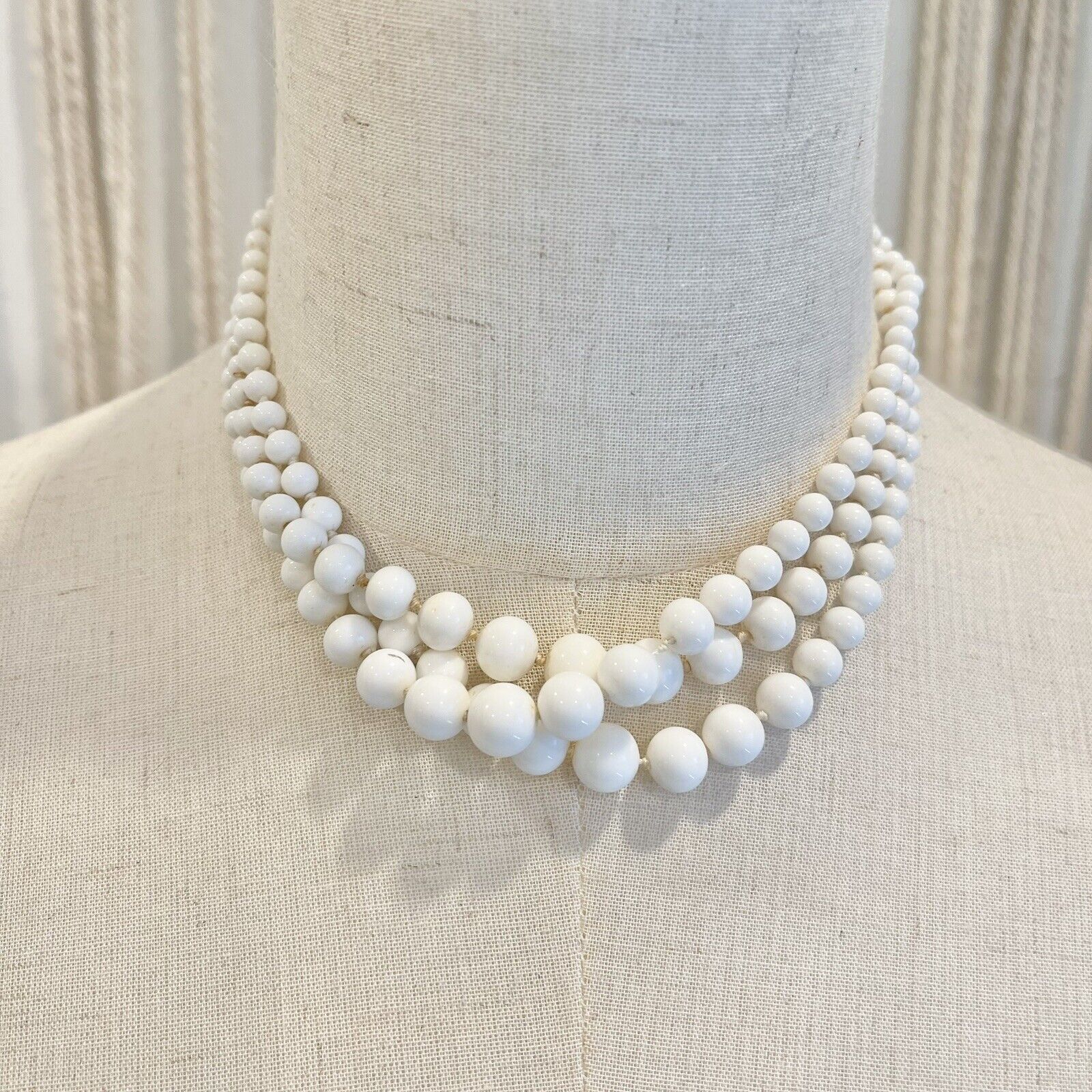 Vintage White Glass Ceramic Round Beaded Layered Necklace Jewelry Retro Antique