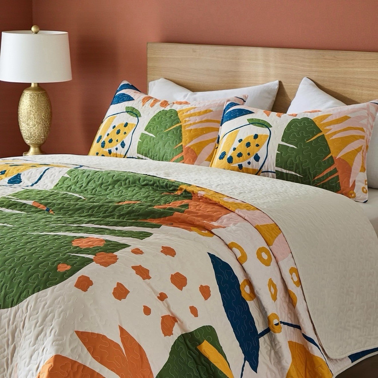 NEW Anthro Abstract Pattern Multicolor Boho Queen  King Bedding Quilt & Sham Set