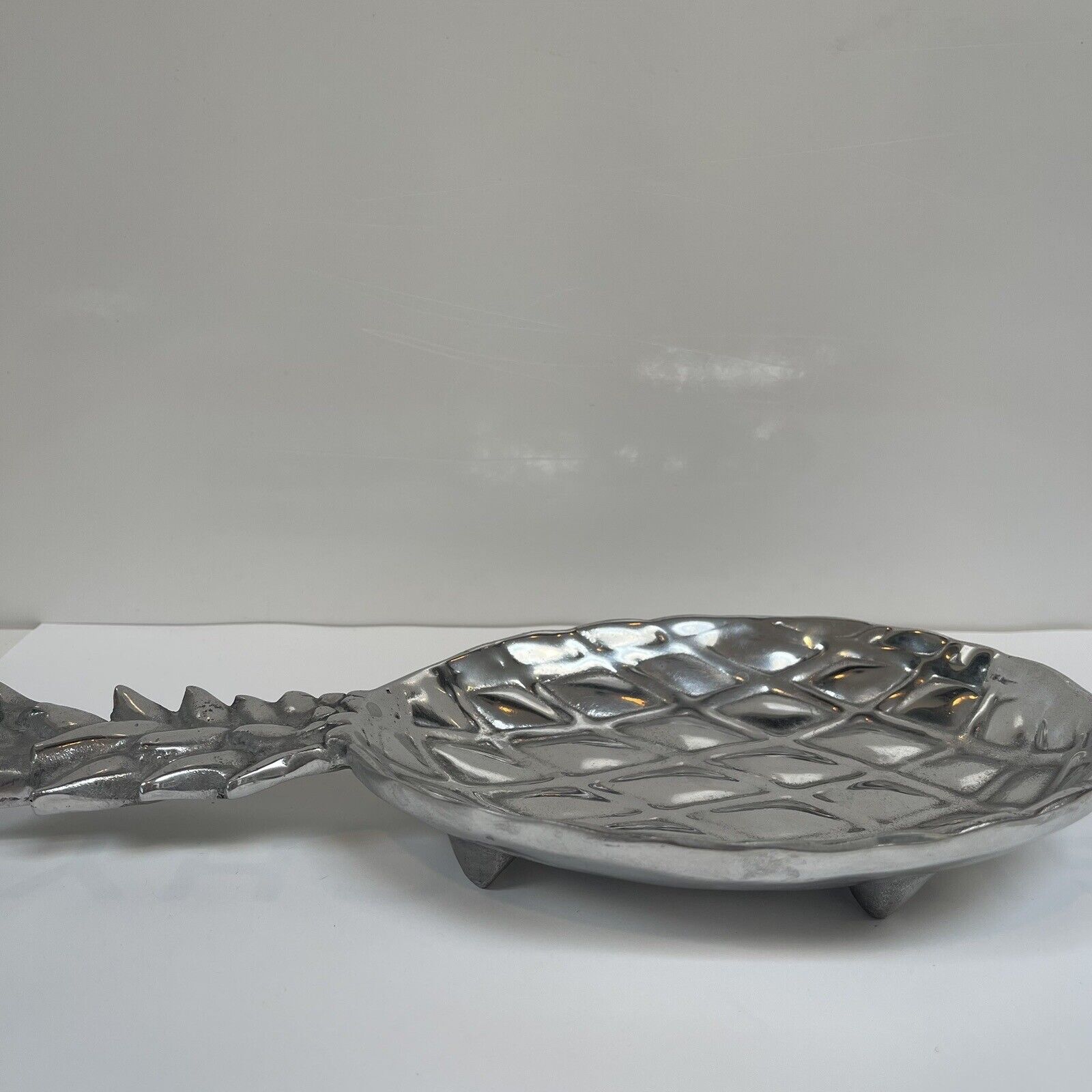 Vintage Wilton Armetale Silver Finish Retro Pineapple Dish Tray Plate Accent