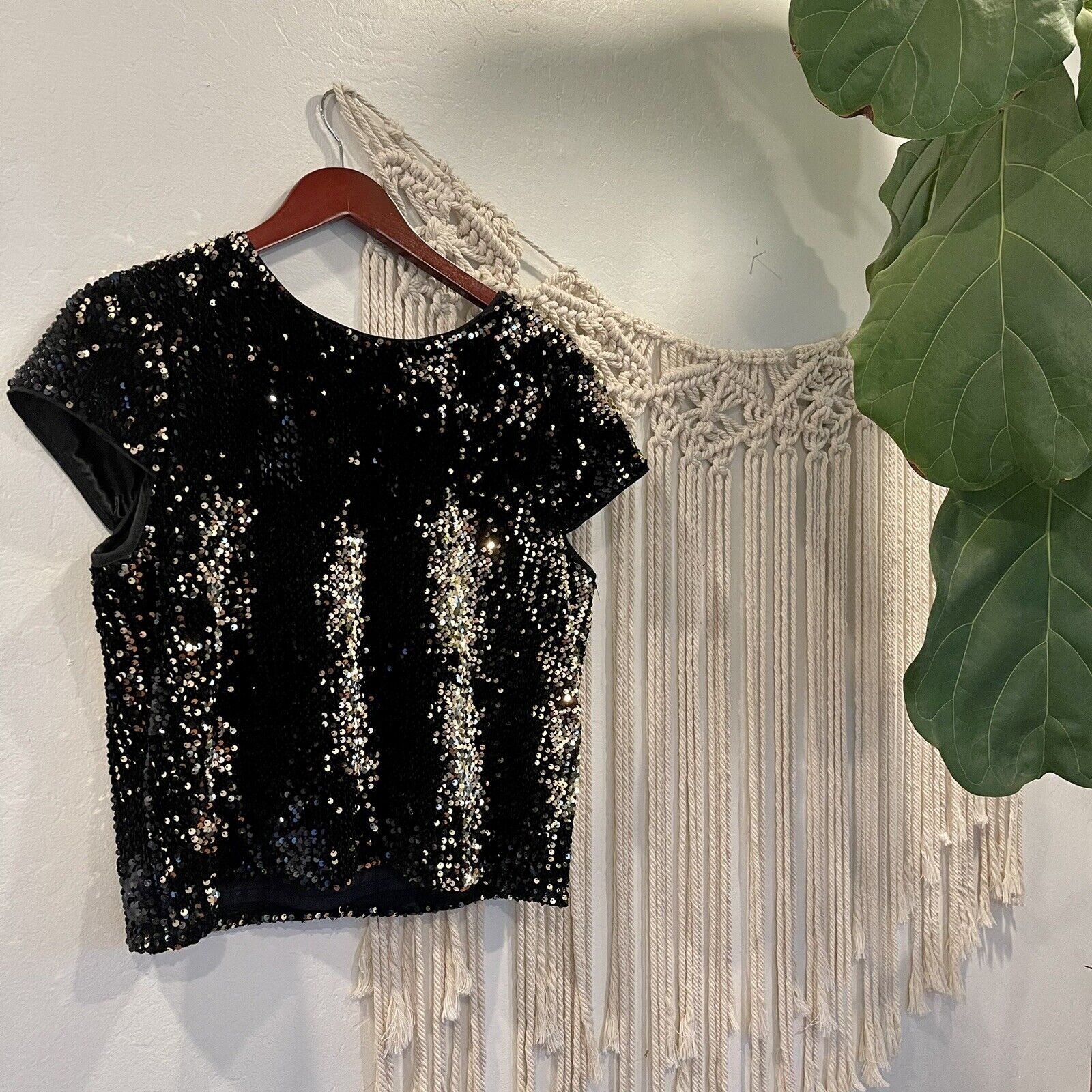 Milly Black & Gold Sequin Baby Tee Shirt Top - Size Large (Retail $375)