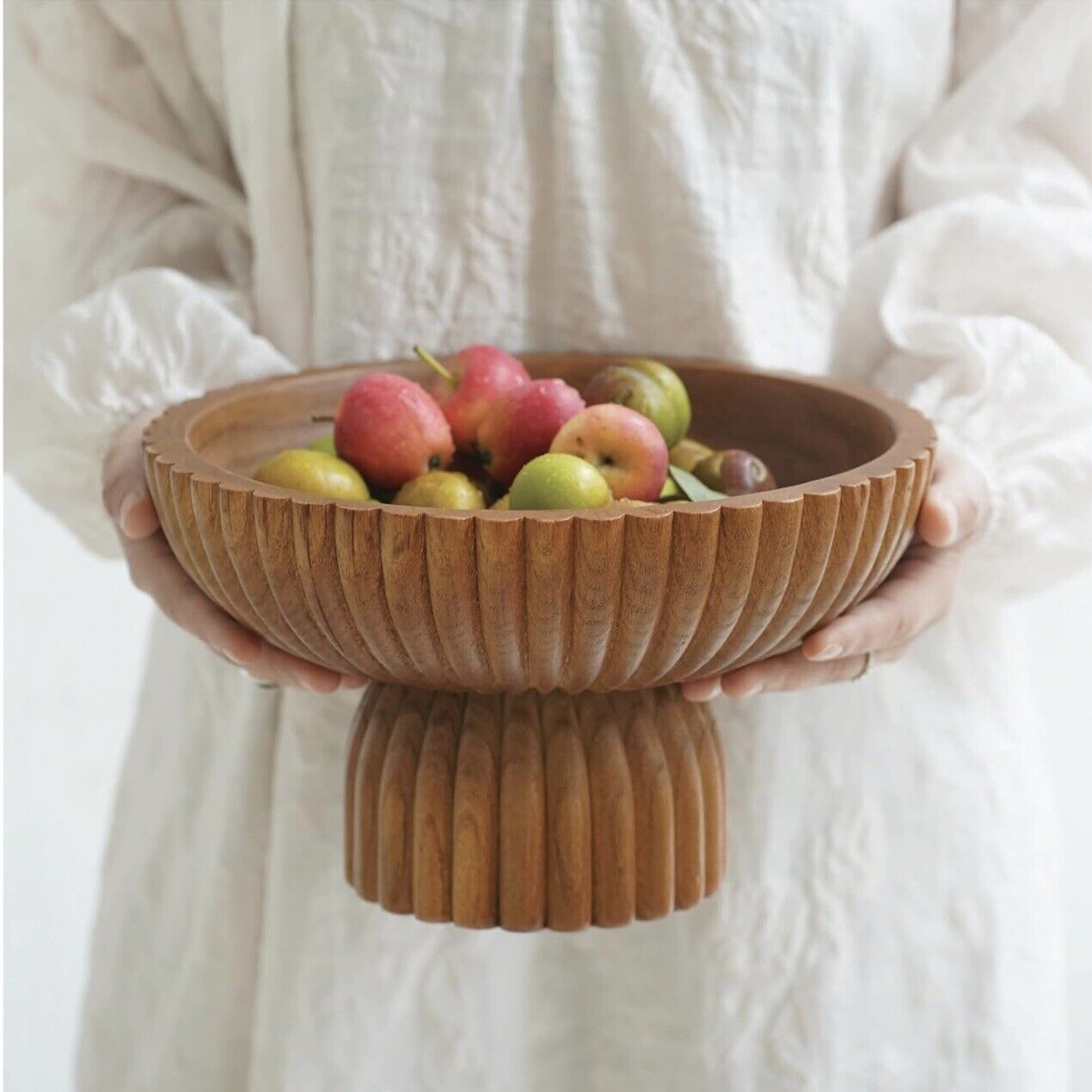 NEW West Elm Large Wood Boho Carved Scalloped Decorative Fruit Bowl Centerpiece