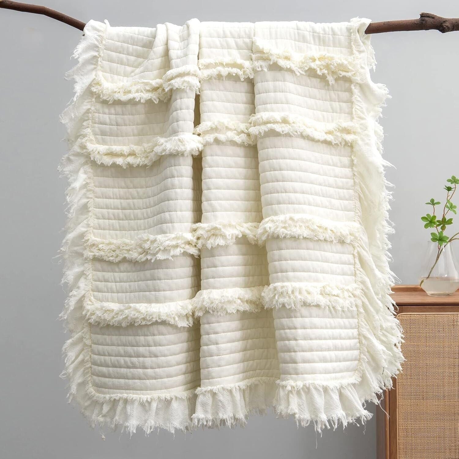 NEW West Elm Boho White Quilted Ruffle Knit Throw Blanket Bedding - 60" x 80"