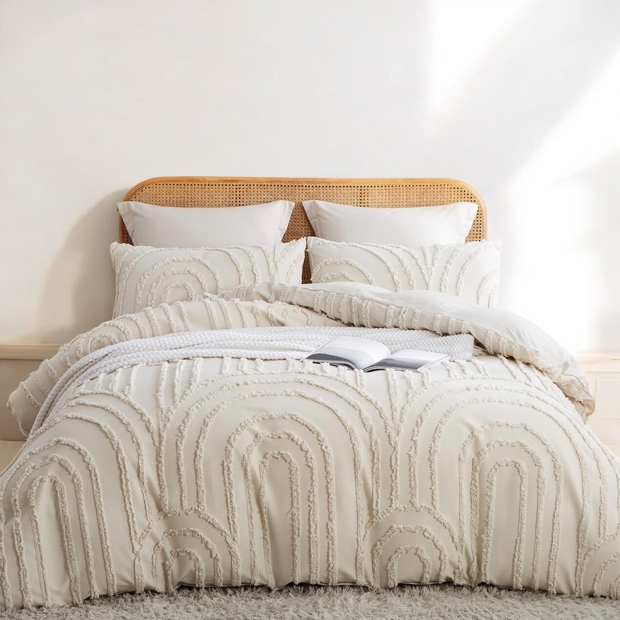 NEW Anthro Beige Boho Queen Size Tufted Abstract Bedding Comforter & Sham Set