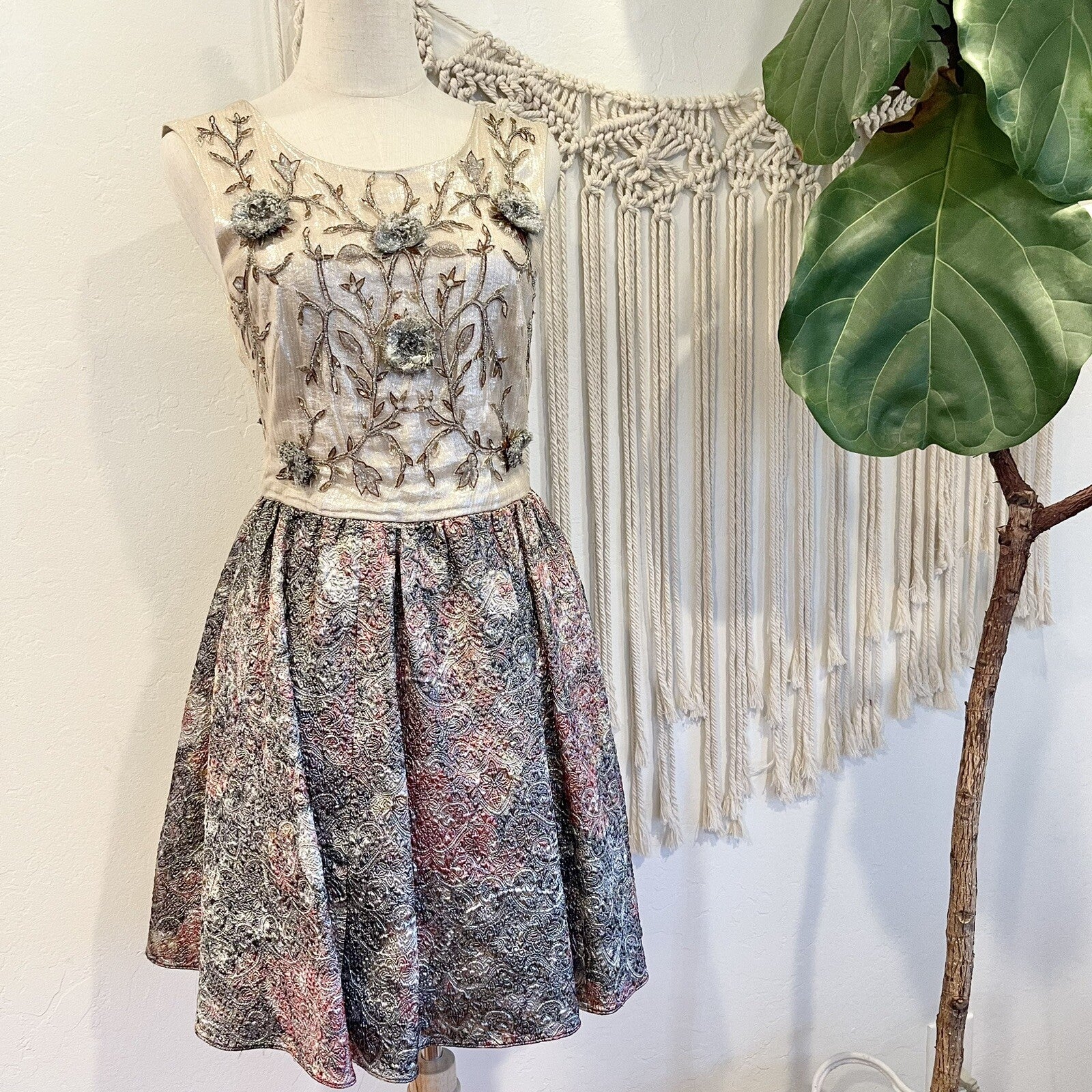 Marchesa Notte Luxury Metallic Floral Jacquard Bold Baroque Mini Dress Medium 8