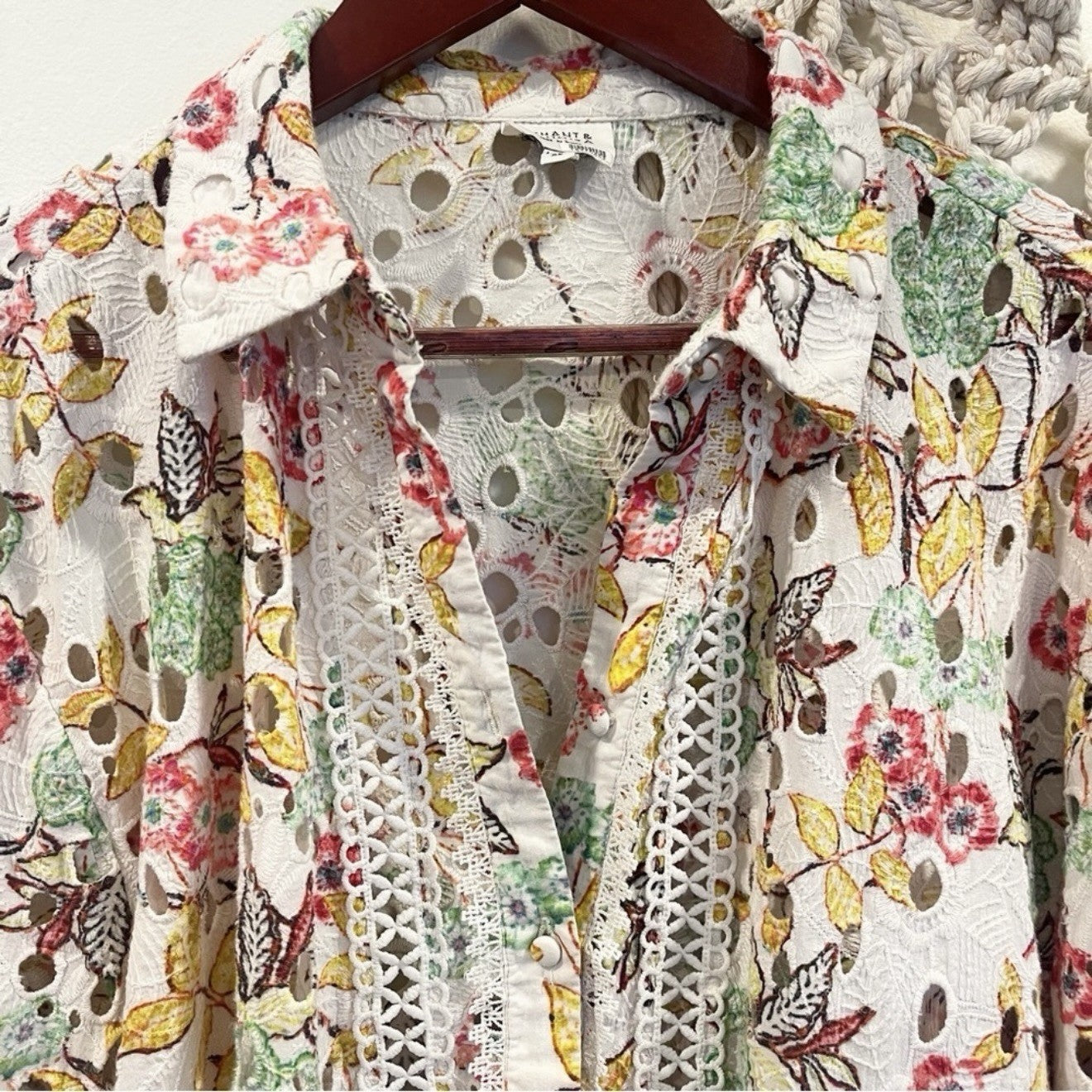 Hemant & Nandita Floral Long Sleeve Embroidered Cutout Shirt Top Size Large / XL