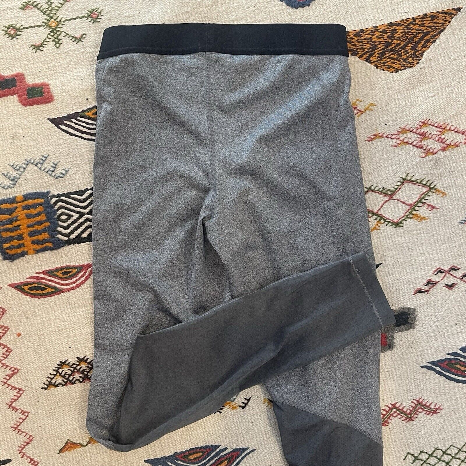 Nike Gray Black Dri-Fit Stretch Yoga Leggings Pants Workout Gear - Size Small