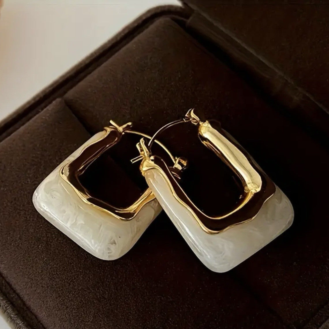 NEW Anthropologie White Resin & Gold Plated Chunky Hoop Dangle Earrings Jewelry