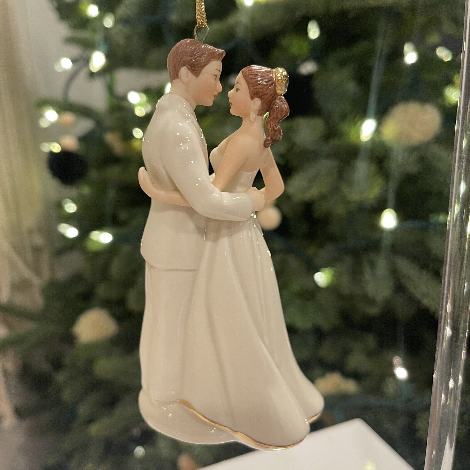 New Lenox Ceramic Porcelain White Bride Groom Christmas Tree Hanging Ornament