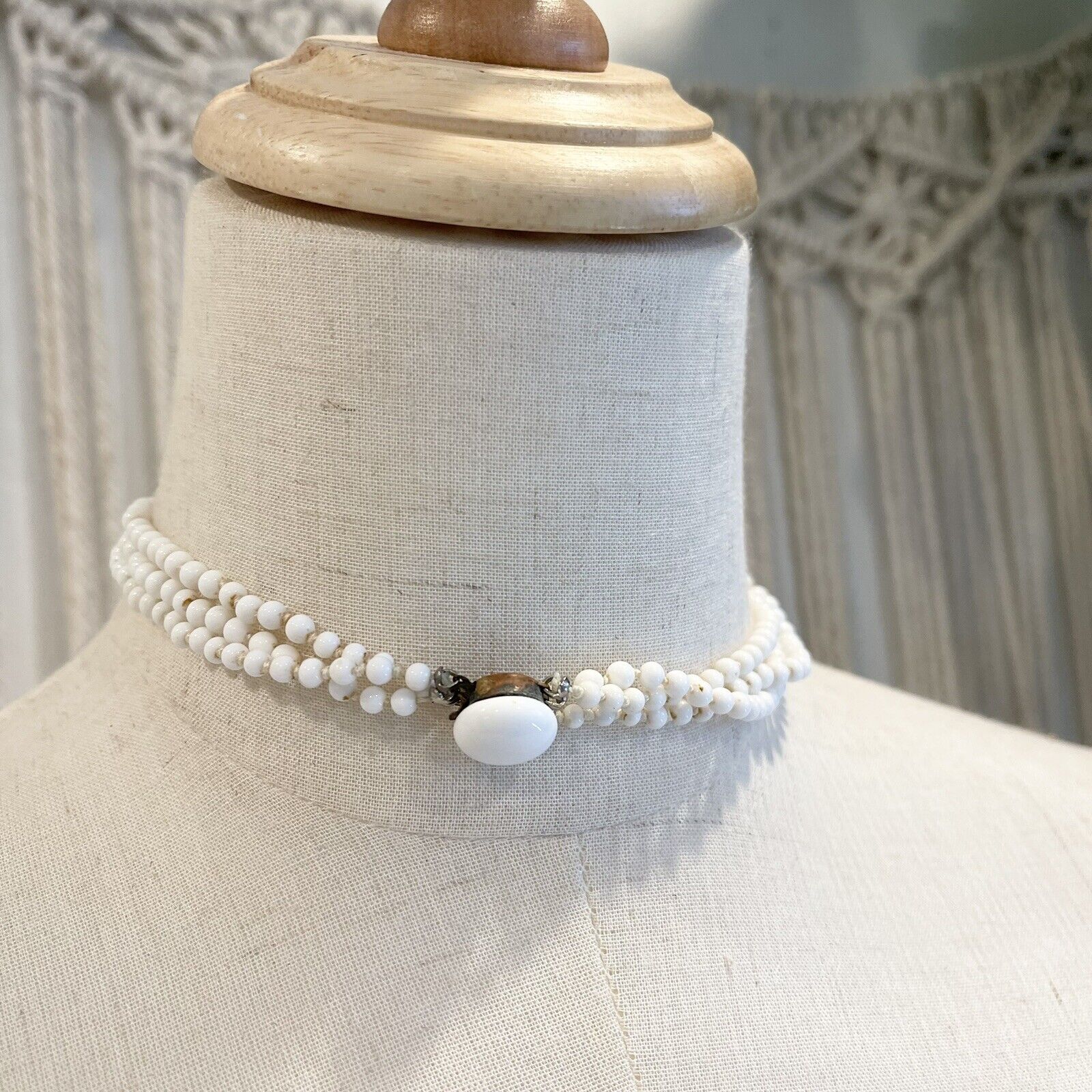 Vintage White Glass Ceramic Round Beaded Layered Necklace Jewelry Retro Antique