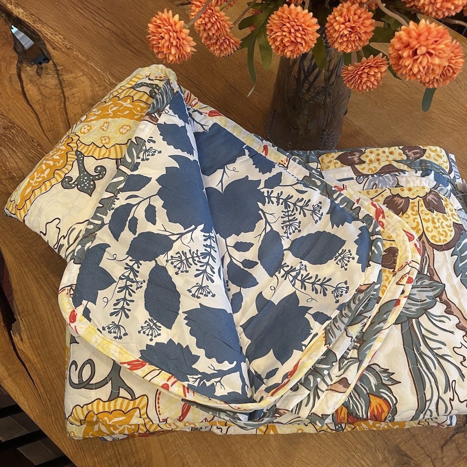 NEW West Elm Floral Reversible Queen / King Boho Bedding Quilt Coverlet Sham Set