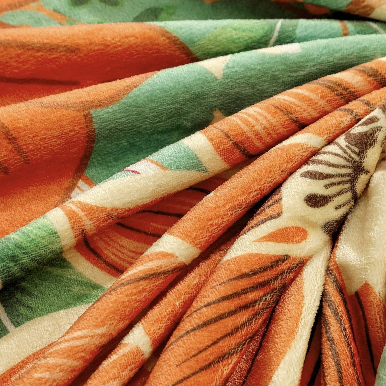 NEW Anthropologie XL Queen Size Boho Green Floral Fleece Blanket Bedspread 90x90