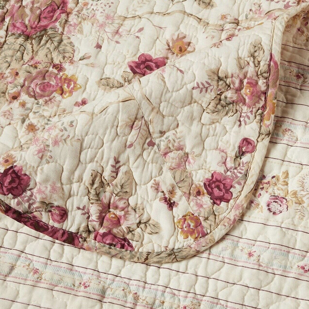 NEW Anthropologie White Red Floral Cream King Quilt Bedspread Bedding Sham Set