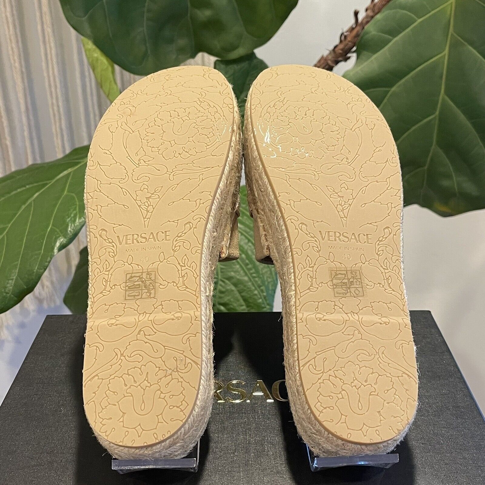 NEW Versace Medusa '95 Suede Gold Espadrille Sandals Flats Shoes - Size 9 / 40