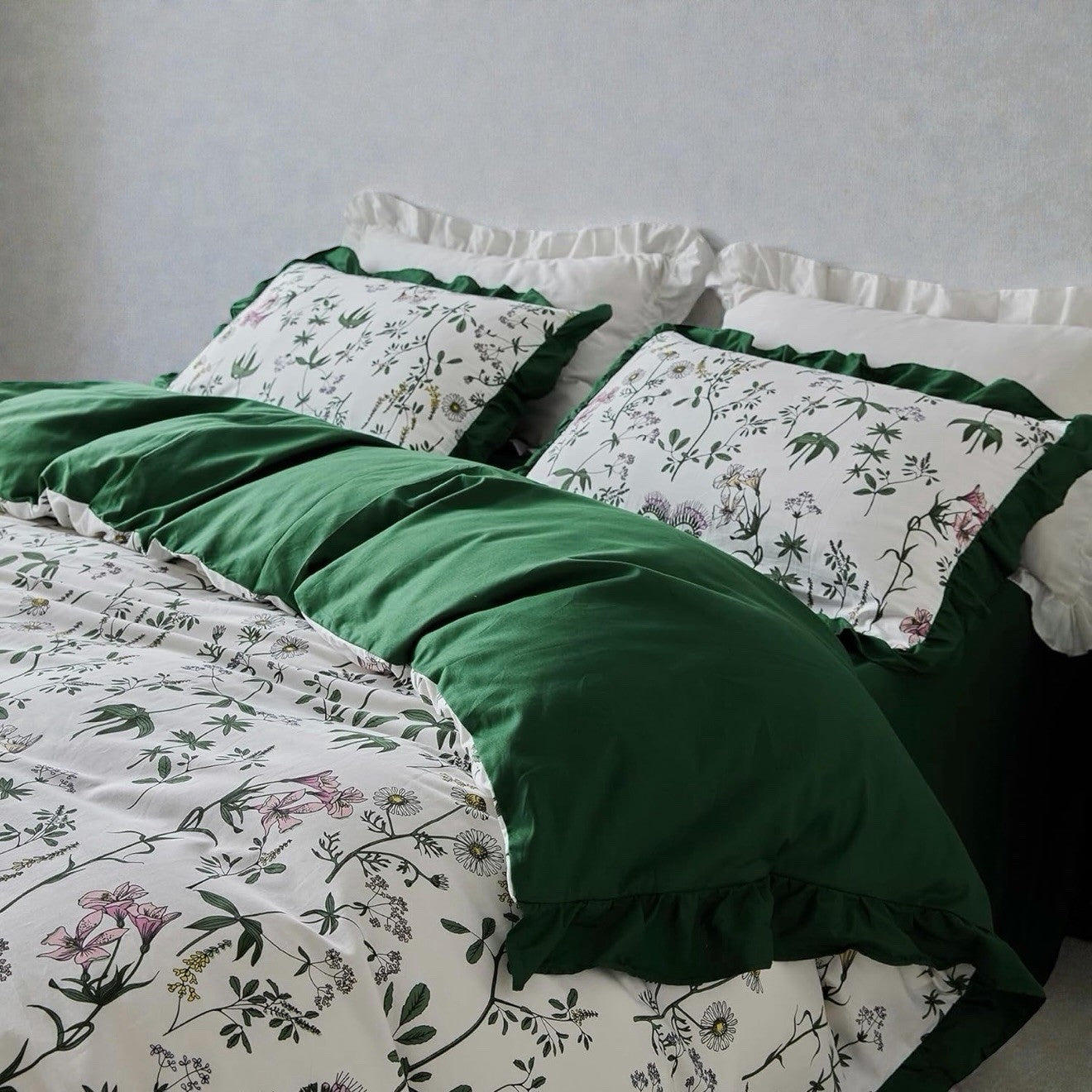 NEW Anthro Green Ruffle Floral Cotton Boho Queen / King Bedding Duvet & Sham Set
