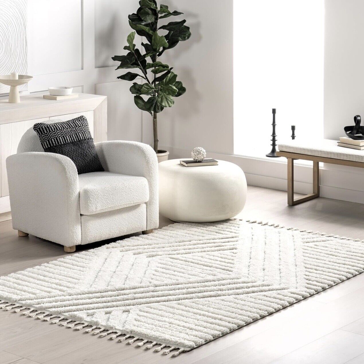 NEW West Elm White Cream Boho Tassel Geometric Shag Area Rug Carpet - 4' x 6'