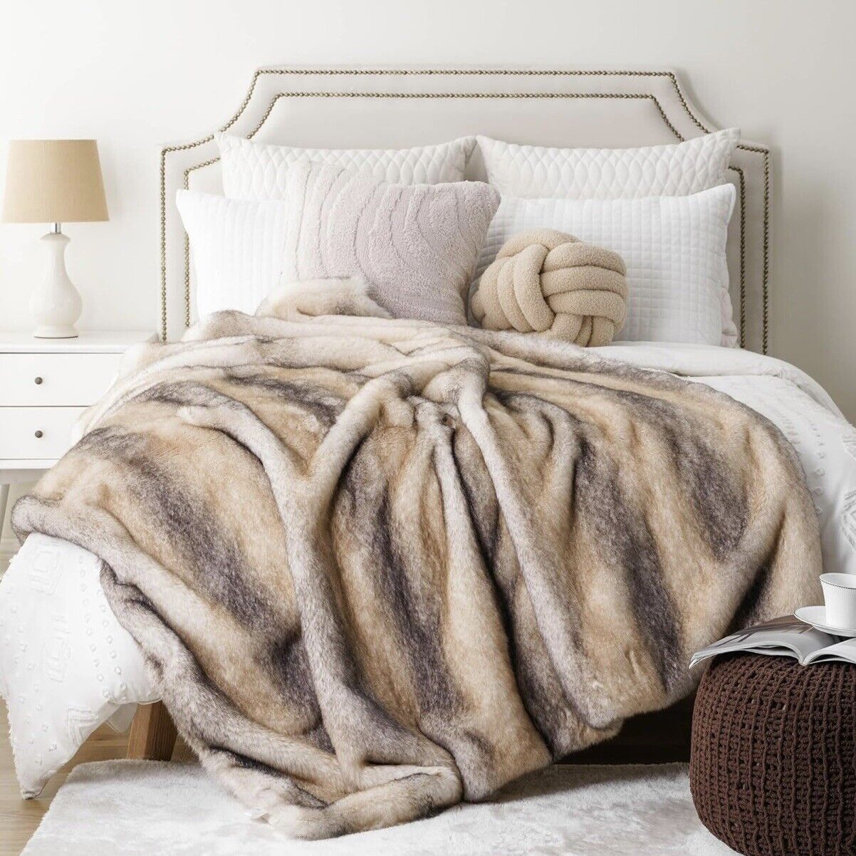 NEW West Elm Boho Brown Faux Fur Thick Mink Throw Blanket Bedding - 60" x 50"