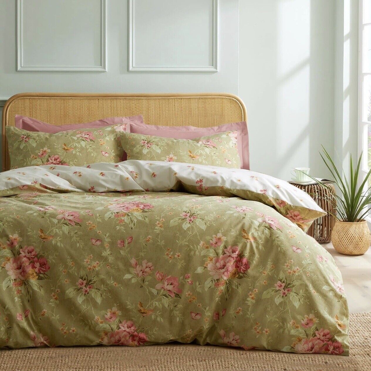 NEW Anthropologie Green Boho Queen Size Reversible Floral Bedding Duvet Sham Set