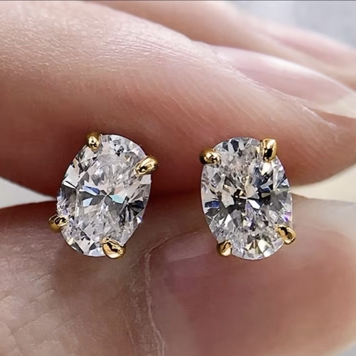 NEW Anthropologie Diamond & Gold Cubic Zirconia Stud Studs Earrings Jewelry