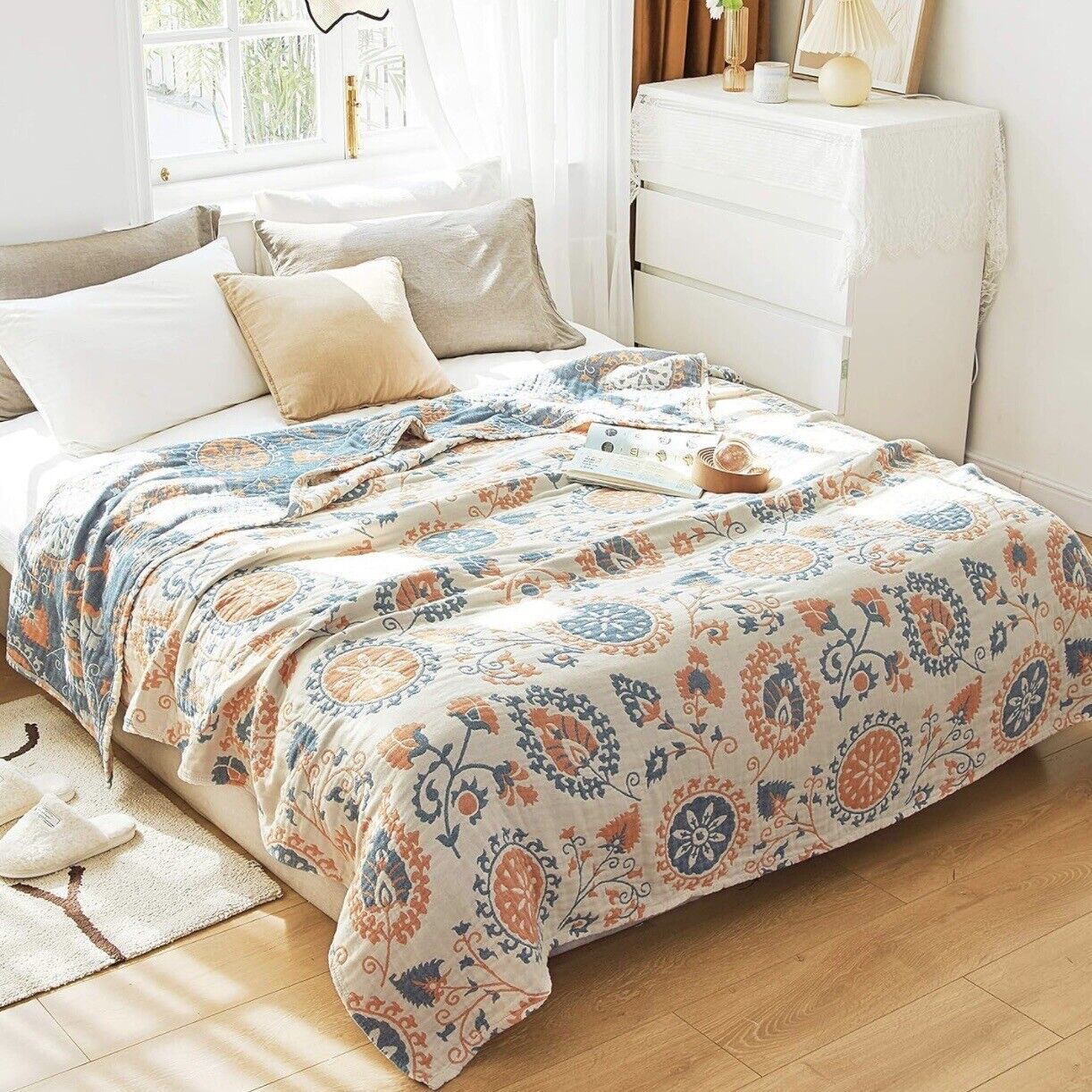 New Anthropologie Boho Reversible Throw Blanket Bedspread Quilt - 80" x 60"