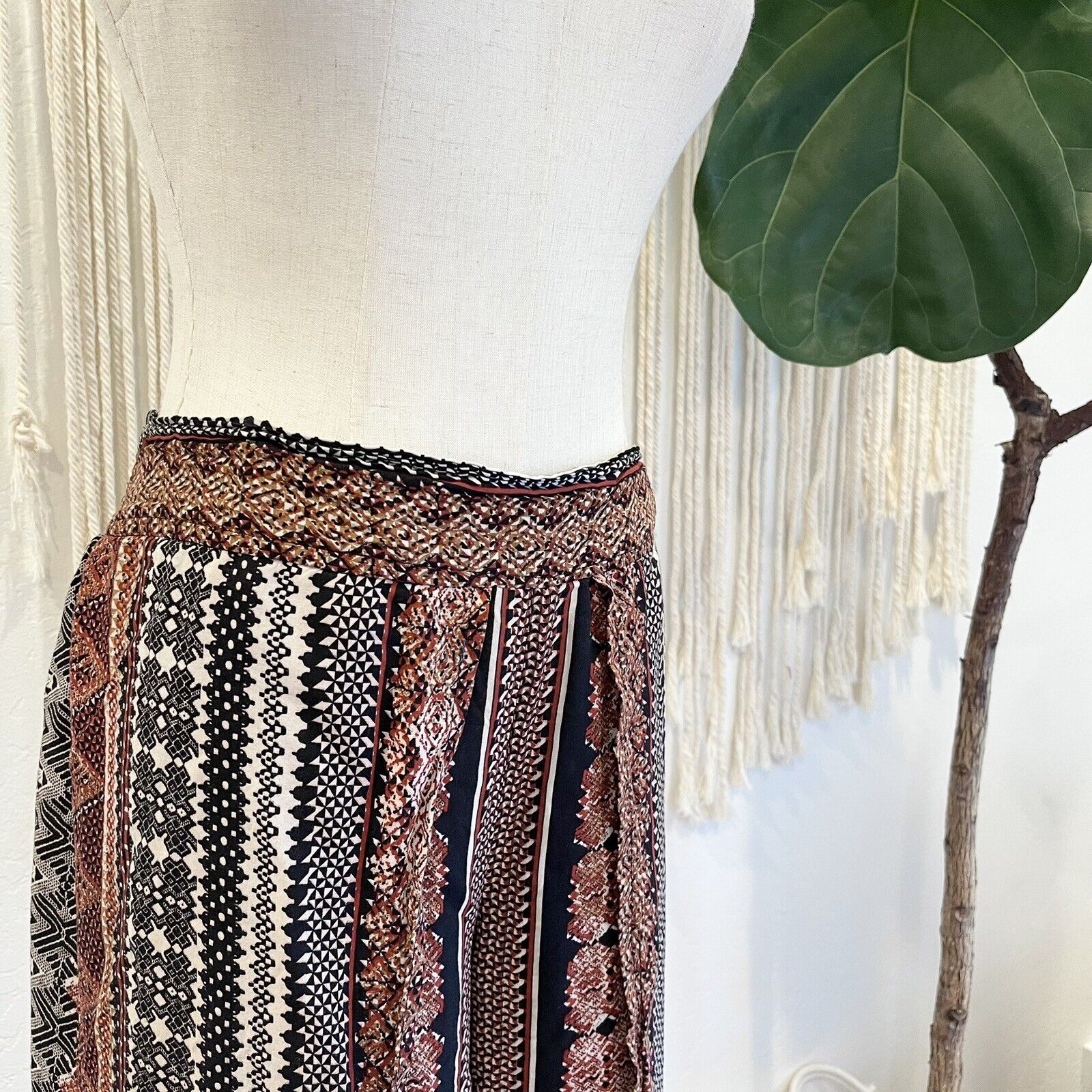 Free People Boho Aztec Print Elastic Drapy Harem Jogger Pants - Size Medium