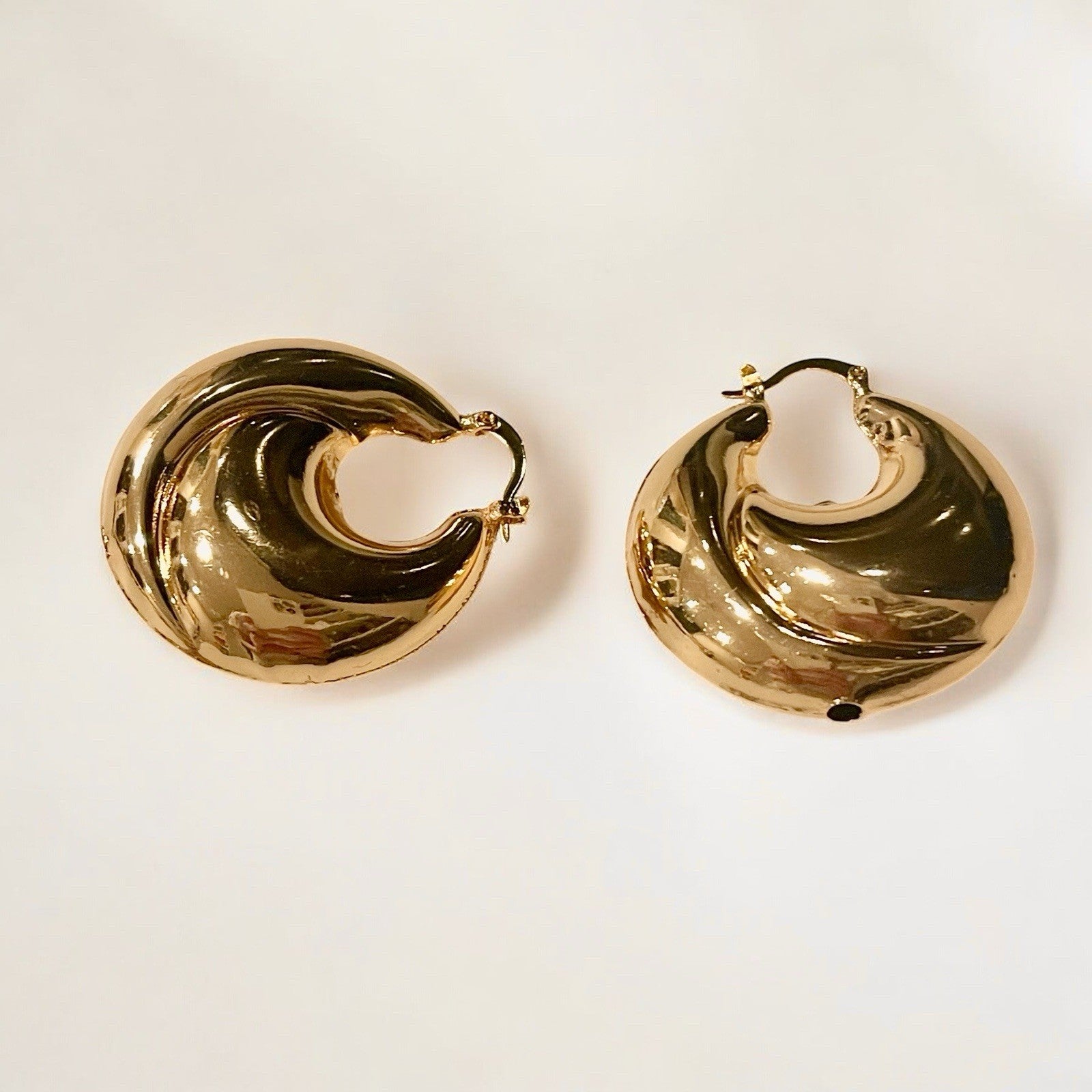 NEW Anthropologie Gold Plated Boho Chunky Hoop Dangle Snap Back Earrings Jewelry