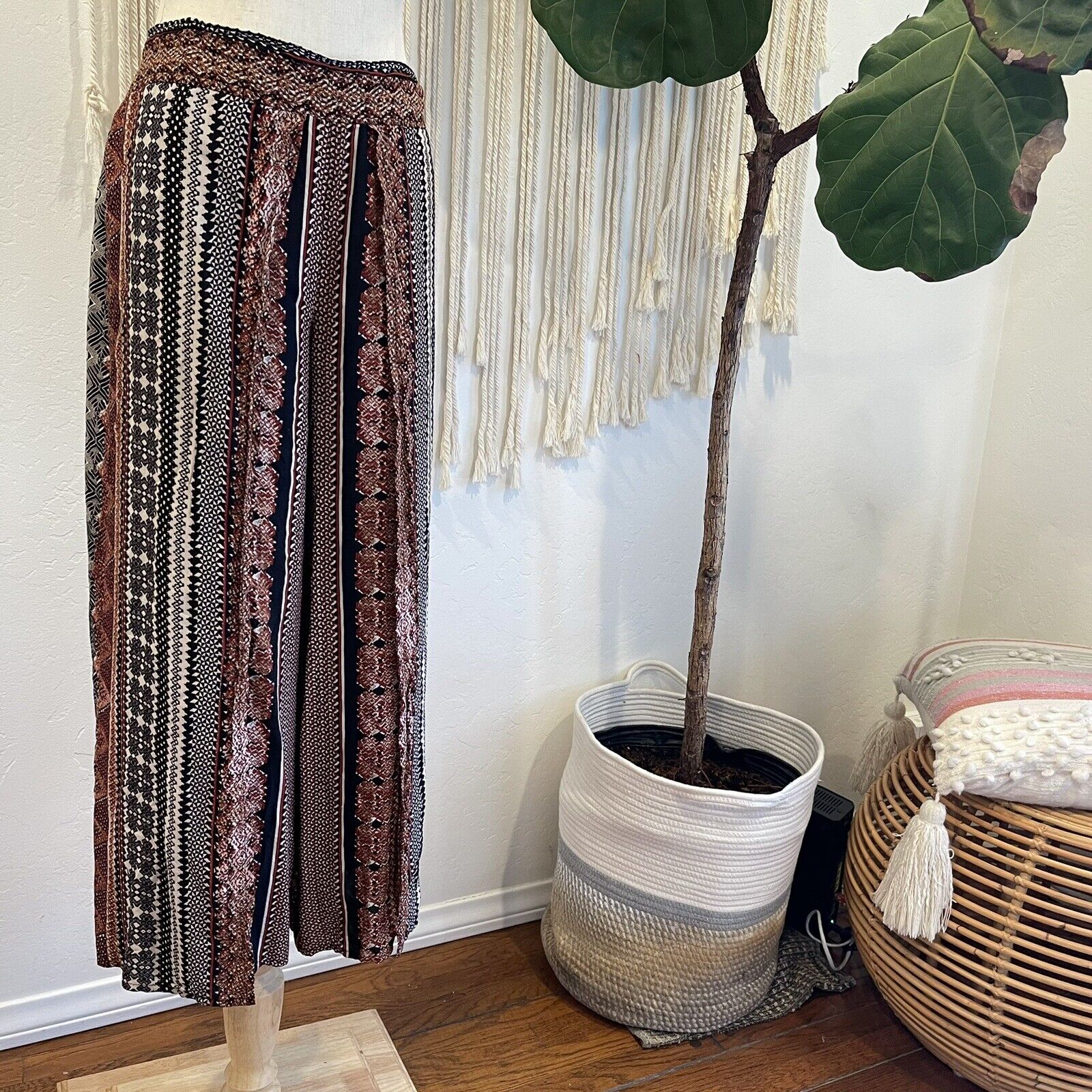 Free People Boho Aztec Print Elastic Drapy Harem Jogger Pants - Size Medium