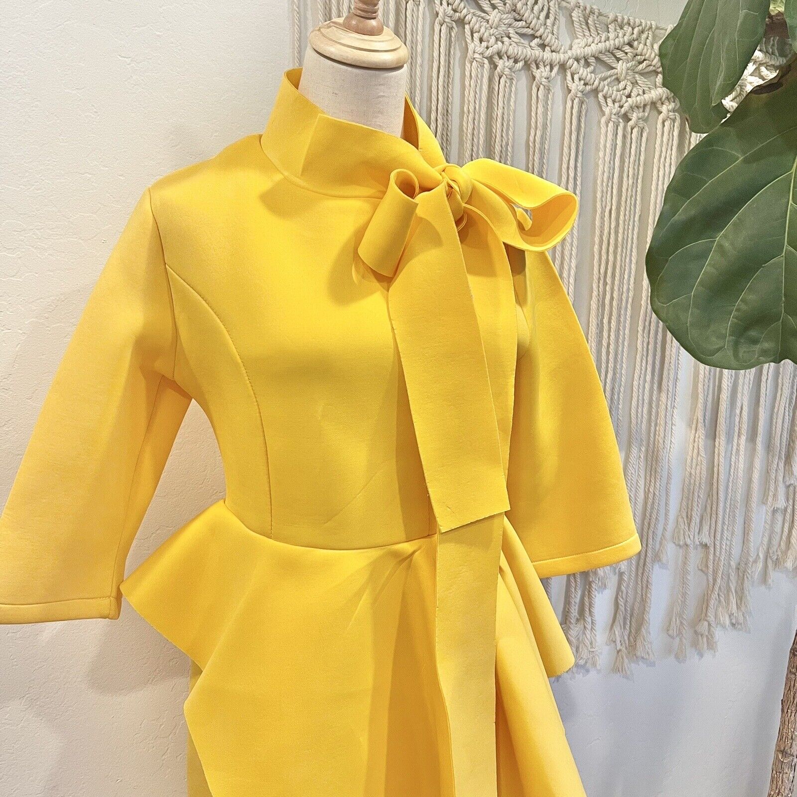 Vintage 60's Yellow Sculptural Ruffle Mod Cocktail Dress EY Boutique - Large