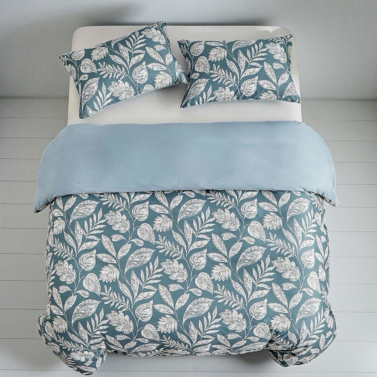 NEW Anthro Teal Blue Floral Botanical Boho Queen / King Bedding Duvet & Sham Set