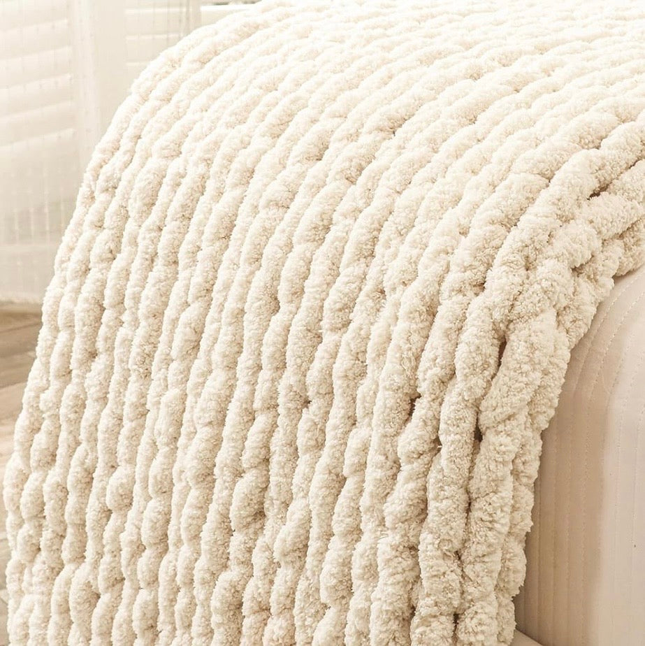 NEW Anthro Boho Chunky White Chenille Cable Knit Crochet Throw Blanket 60" x 40"