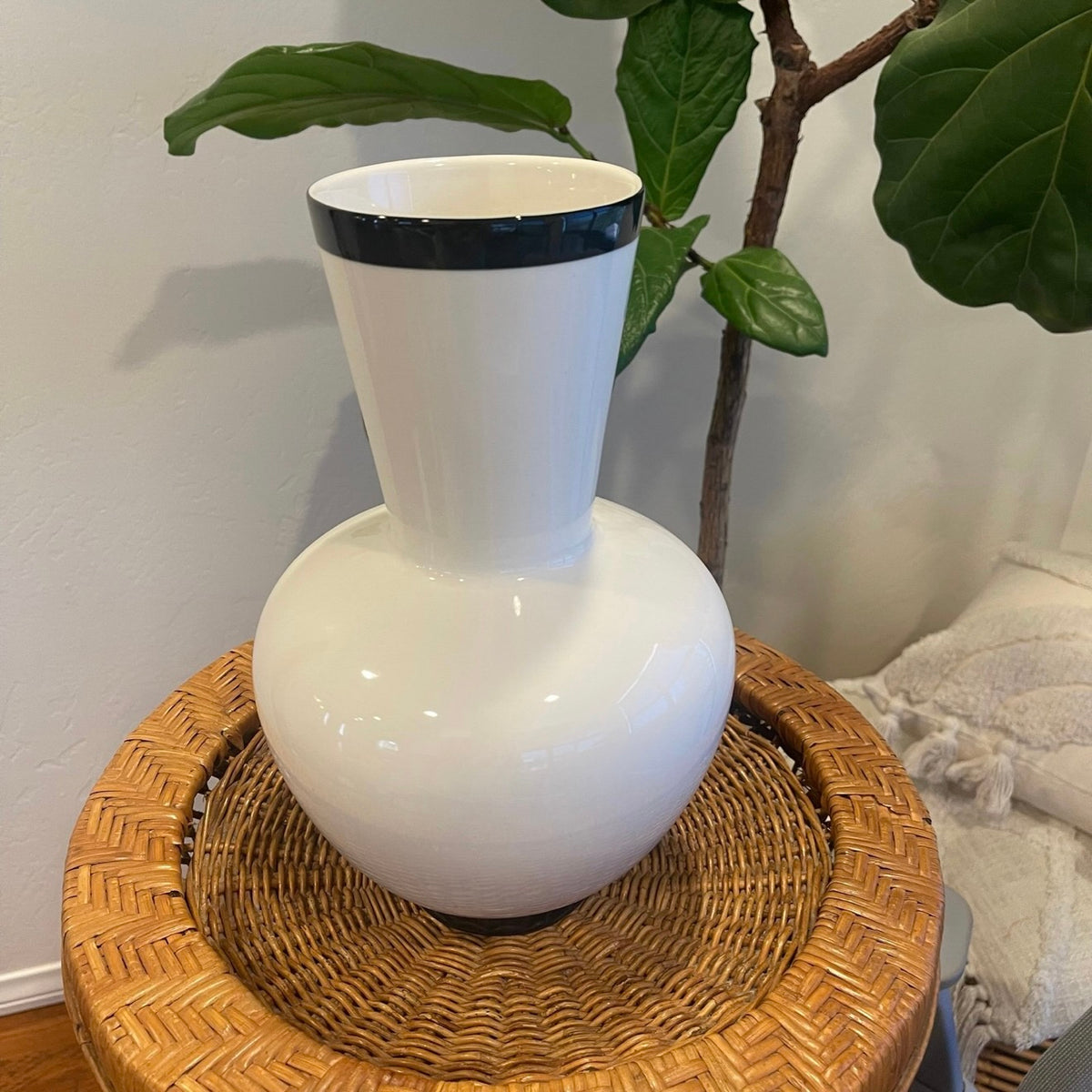 NEW West Elm XL Black & White Large Porcelain Ceramic Flower Vase  Decor - 12"