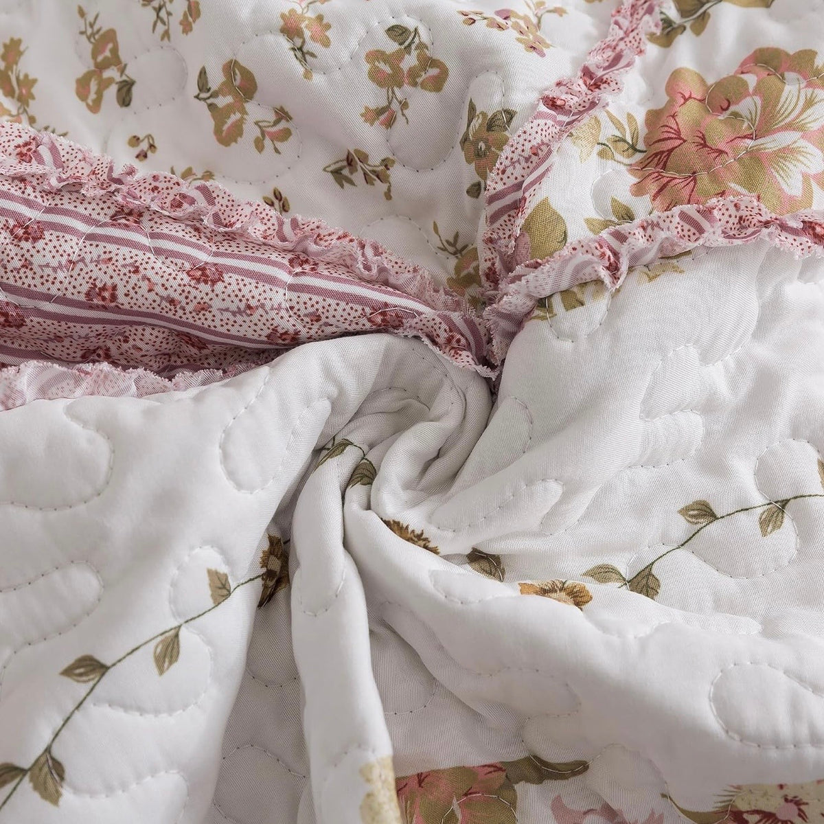 NEW Anthropologie Pink Vintage Floral Patchwork Quilt Coverlet Bedding Sham Set