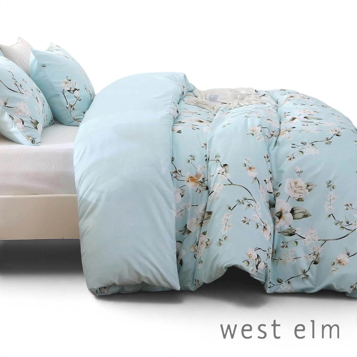 NEW West Elm Light Blue Floral Print Boho Queen / King Bedding Duvet & Sham Set