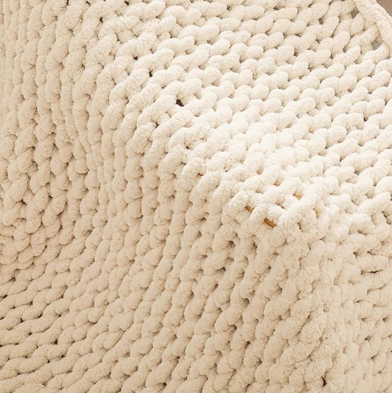NEW Anthro Boho Chunky White Chenille Cable Knit Crochet Throw Blanket 60" x 40"